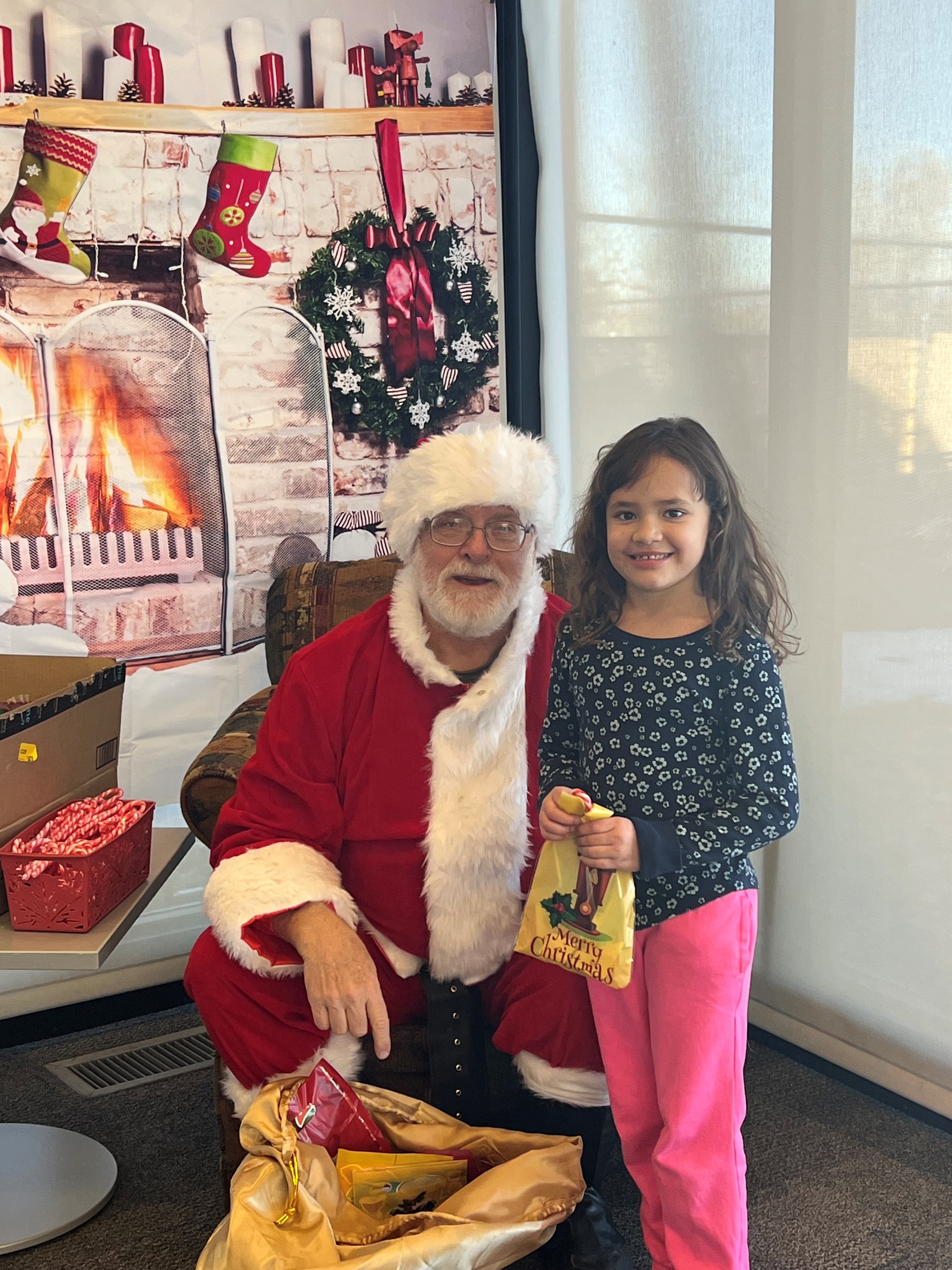 SantaFlyIn.jpg