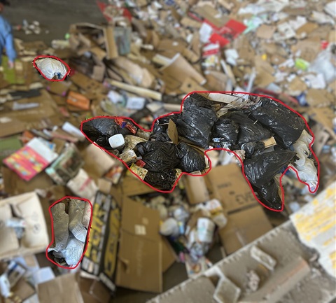 Image showing trash contamination in a mixed recycling load